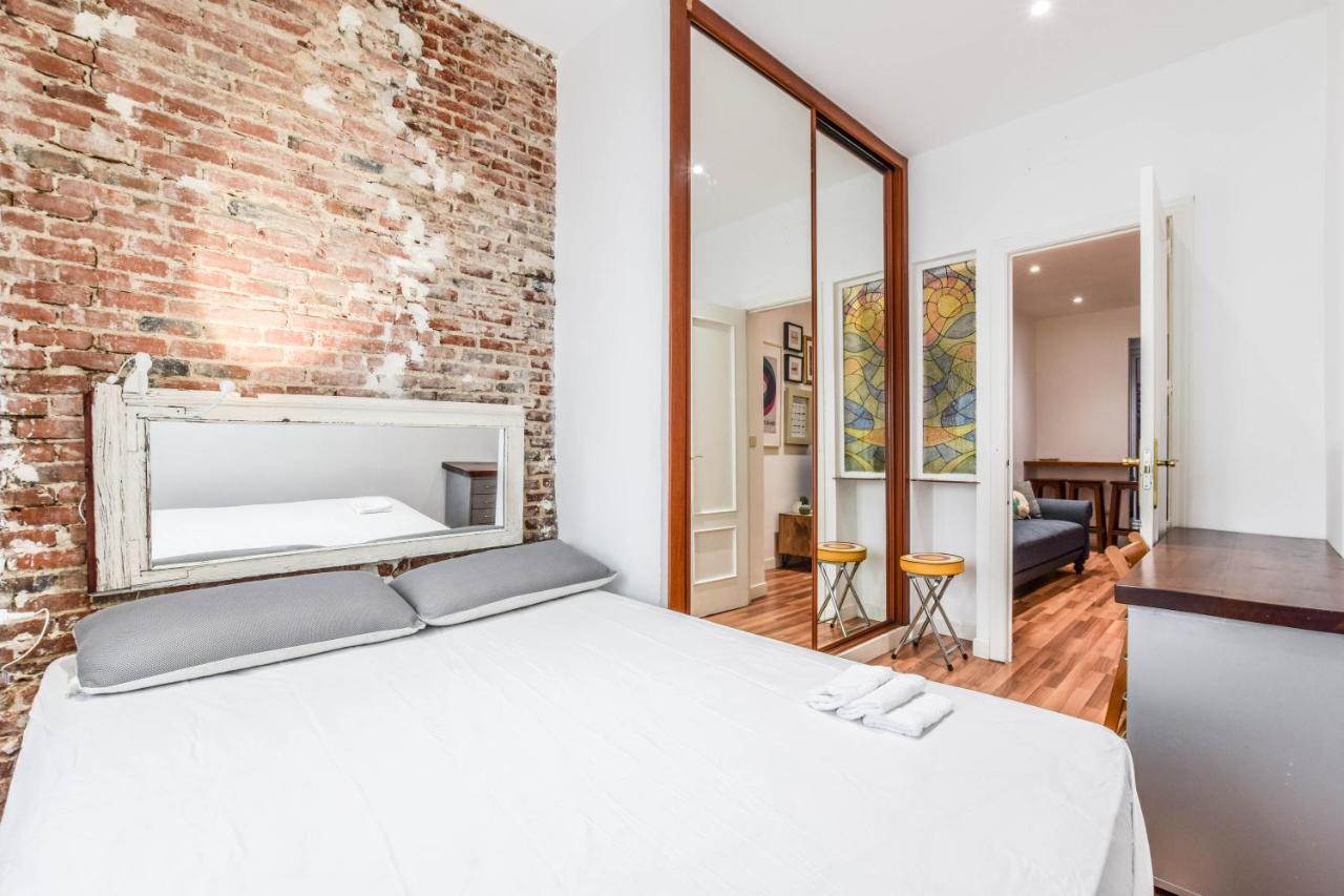 Апартаменты Apartamento Plaza De Lavpies Мадрид Экстерьер фото