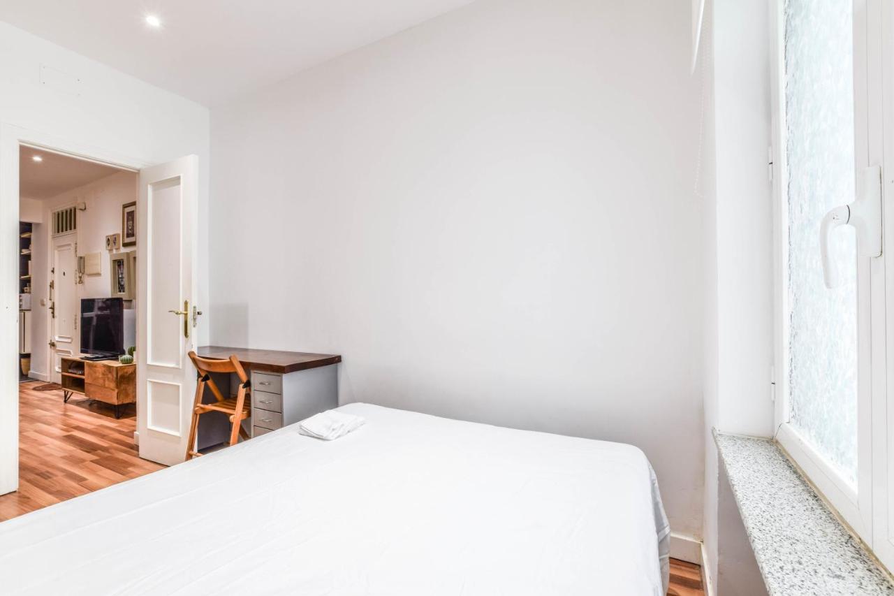 Апартаменты Apartamento Plaza De Lavpies Мадрид Экстерьер фото